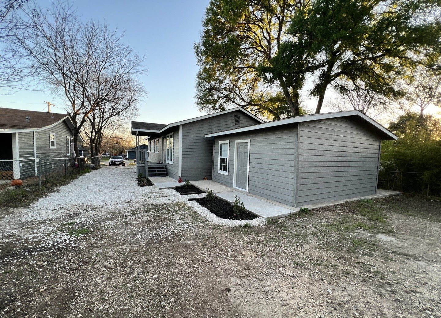 Property thumbnail image