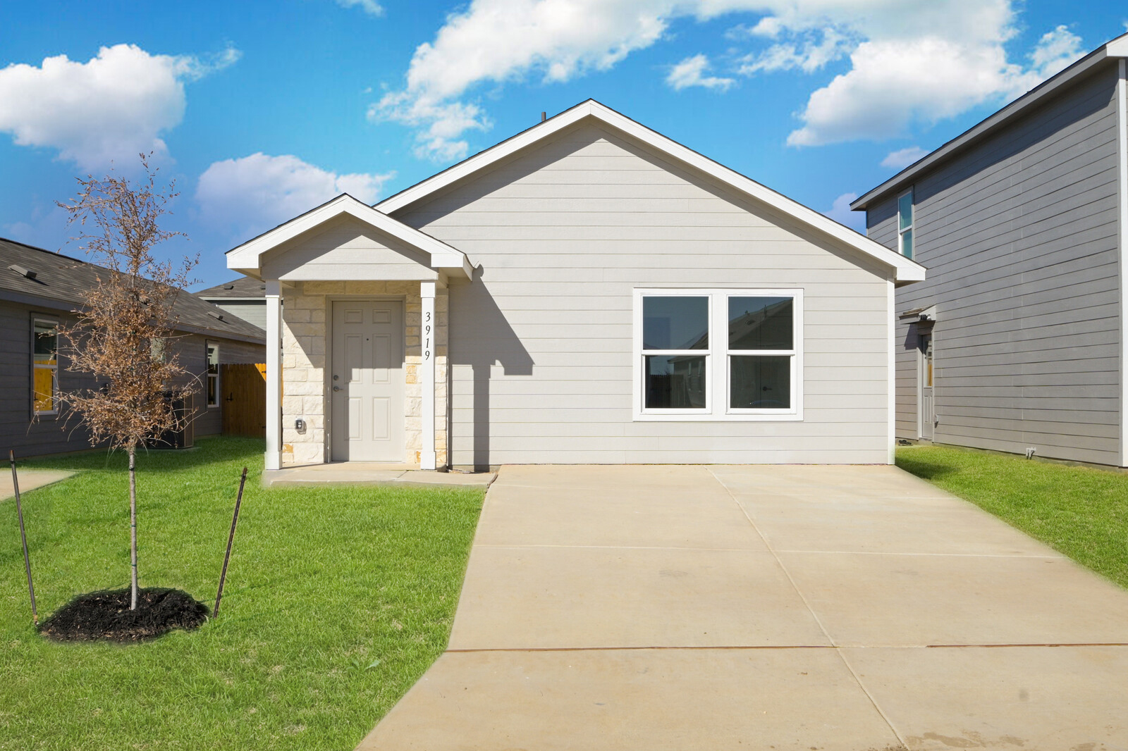 3919 Poteet Place