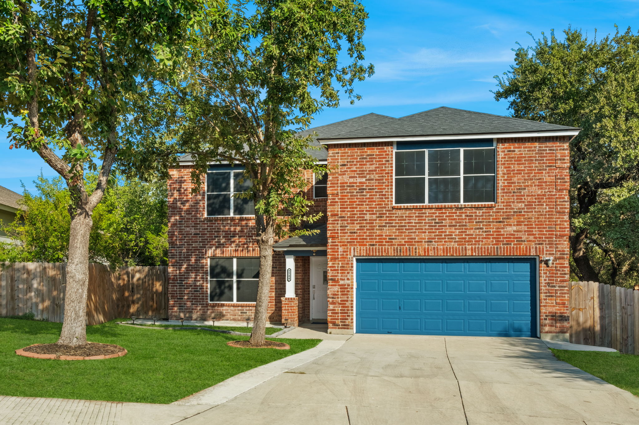 7706 Mainland Woods